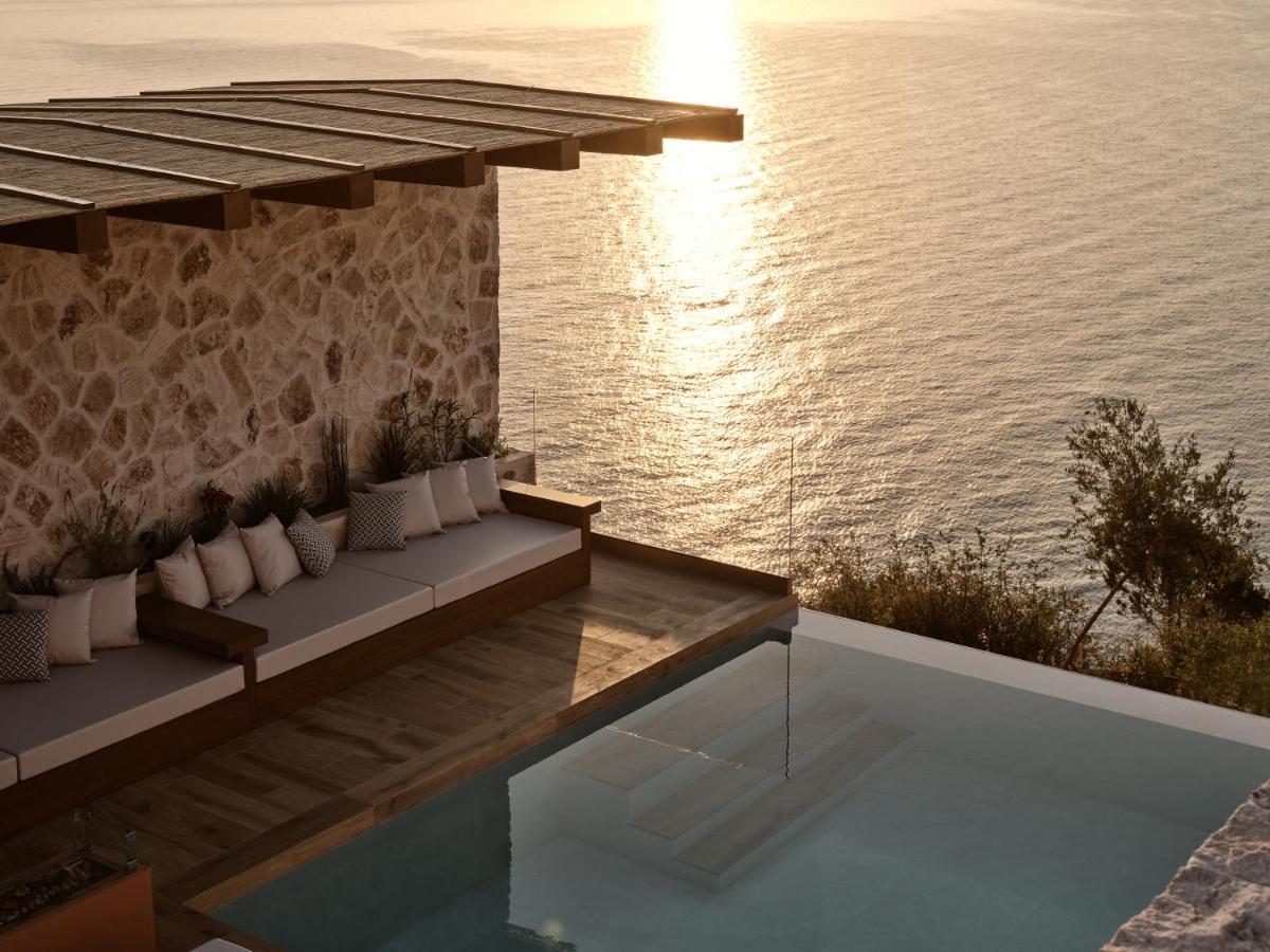 White Springs Retreat Vila Orthoniai Exterior foto